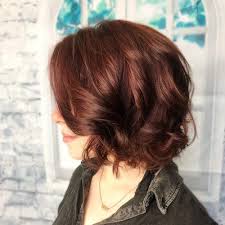 In this blog apart from color we have also added short hairstyle as there are many blogs on long hairs and hairstyles. 30 Best Auburn Hair Color Shades Of 2021 Are Here Hair Color Auburn Auburn Hair With Highlights Medium Auburn Hair