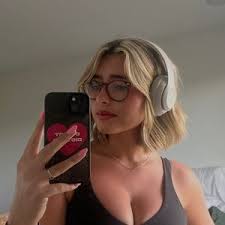 Sophie Shabaz (@sophshab)