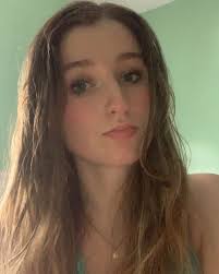 Iona Stuart (@ionastuart7) • Instagram photos and videos