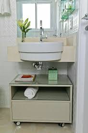 Pin De Saritajain Em Bathroom Decoracao Banheiro Pequeno Armario Banheiro Pequeno Gabinete De Banheiro Pequeno
