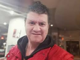 Δυτικές Συνοικίες: Συγκινεί το μήνυμα του Κώστα Μυλώση για τον Βασίλη  Μαντζουράνη