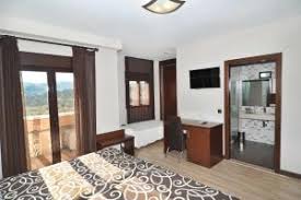 Además, dispone de servicio de cambio de divisas, una piscina al aire libre y recepción la tarifa de hotel ciudad de plasencia es de tan solo 53 €/noche, y es una muy buena oferta a la hora de alojarse en plasencia. Hotel Ciudad De Plasencia Plasencia Aktualisierte Preise Fur 2021