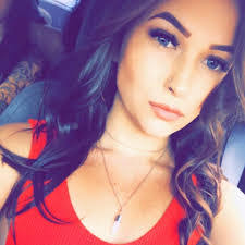 Heather Borges's Instagram, Twitter & Facebook