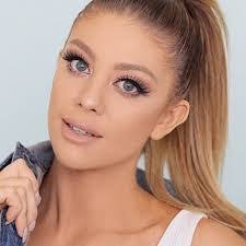 Alicia Carbajal's Instagram, Twitter & Facebook