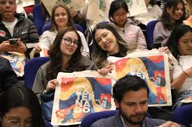 Marissa munoz boobs met at her place and she even has a