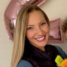 Heidi Bridges (@heidibridges1)