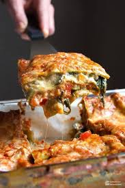 Steaks De Chou Rouge Au Four Avec Du Fromage De Chevre Recette Avec Video Histoires De Cuisine Ruth Recett En 2020 Lasagnes Lasagne Aux Legumes Recettes De Cuisine