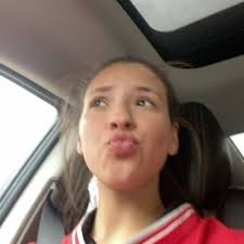 Adriana Ackerman (@Adrianaack)