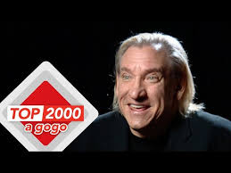 10 Famous Singers from Kansas