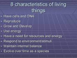 While a simple definition of life can be difficult to capture, all living things—that is to say all organisms—can be characterized by common aspects of their structure and functioning. Details On Living Organisms Eschool