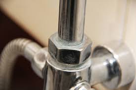 Widerstandsfähige schutzhülle aus polycarbonat mit schutzkante. Ist Das Eckventil Verkalkt So Losen Sie Die Verkalkung