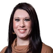 Carmen Kyle's Instagram, Twitter & Facebook