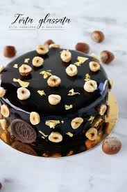 Torta Glassata Alla Nocciola E Zabaione Torte Torta Con Glassa Torte Di Compleanno Al Cioccolato