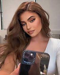 Search, discover and share your favorite kylie jenner selfie gifs. Kylie Jenner Selfie Kylie Jenner Hair Kylie Jenner Hair Color Jenner Hair