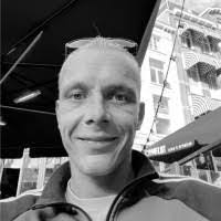 Tom Hermsen's Instagram, Twitter & Facebook