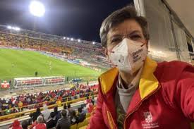 En 1951, el presidente de la sociedad de beneficencia de lima, miguel dasso alentó la construcción de un nuevo estadio que reemplace al pequeño nacional.por entonces, perú gozaba de una fiebre de construcciones monumentales impulsada por el general manuel a. Q4s8mam0c Ps7m