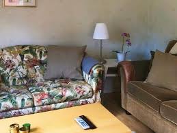 Een zeer gebruiksvriendelijke tool die je in staat stelt om het ideale bed samen te stellen voor jouw behoeften, voor 1 of 2 personen, bestaande uit een bedframe, matras, lattenbodem, beddengoed en kussens. A Hotel Com Three Bedroom Holiday Home In Kungshamn 1 Holiday Home Hovenaset Sweden Price Reviews Booking Contact