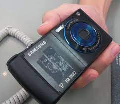 12MP 3x optical zoom Samsung M8920 ...