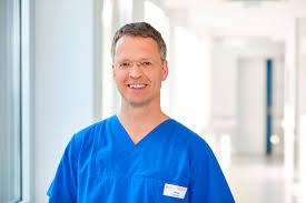 Leitender arzt klinik für innere medizin, endokrinologie / diabetologie. Arztliches Team Klinik Hallerwiese De