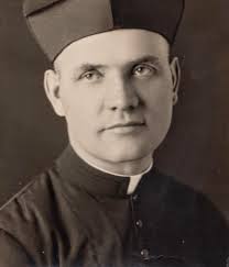 Fr. Patrick Malone: The Knitter