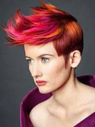 Taglio corto di capelli con ciocche blu elettrico. Capelli Colorati Ramati Che Taglio Scegliere Giulio Art Studio