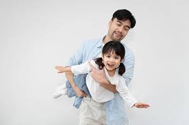 Mereka tidak sedar bahawa nilai kebendaan. Ini Alasan Emosi Anak Bisa Dipengaruhi Oleh Peran Ayah