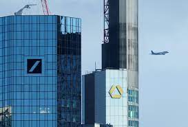 So overall my current assumption is that commerzbank will. Passen Diese Beiden Banken Zusammen Es Reicht Ein Blick Auf Die Gehalter Wirtschaft Tagesspiegel
