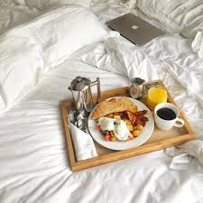 How To Bleach Sheets And Keep Whites White White Sheets Cleaning White Sheets Breakfast In Bed