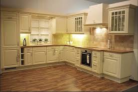 Landhauskuchen Nobilia Castello Vanille L Form Mit Steinoptik Kuchenruckwand Und Vinylboden Ideen Hause Innenarchitektur Haus Kuchen Landhauskuche Kuche