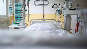 Arrangement von krankenhäusern, polikliniken und krankenhäusern ist eine komplexe aufgabe, die eine. Leere Krankenhaus Betten Sind Zu Teuer Fur Uns Alle