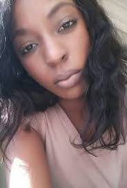 Tia Nicholson's Instagram, Twitter & Facebook