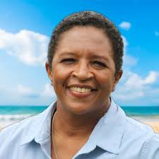 Candace Mackey (@theecandacemackey) • Threads, Say more