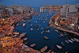 Spínola — ist der familienname von: Spinola Bay St Julian S Malta Freizeit