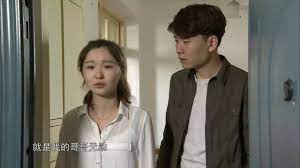 弟弟和女友相爱，姐姐不同意，竟因女方哥哥对她做过那种事...