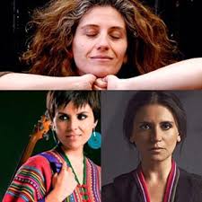 Fue una cantautora, pintora, escultora, bordadora y ceramista chilena, considerada por muchos la folclorista más importante de chile y fundadora de la música popular chilena. Articulos Relacionados Orden Cronologico Inverso Con Francisca Gavilan Violeta Parra Es El Personaje De Chile