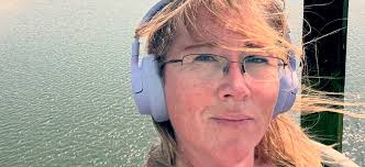 Helen hikes for hospice care in memory of auntie