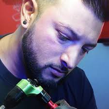 Andy Pacheco: el tatuador victorense que cruzó fronteras