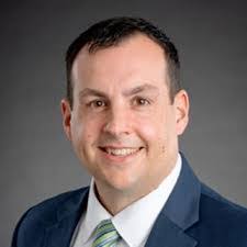 Alexis Leonard's Instagram, Twitter & Facebook