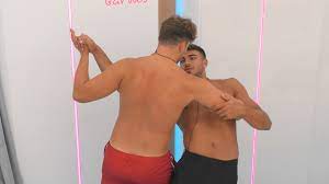 Tommy Fury and Curtis Pritchard SNOGGED each other but Love Island  producers cut it from the final show, claims Casa Amor girl Nabila | The  Irish Sun