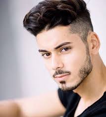 20 Coole Frisuren Fur Manner Mit Rundem Gesicht Manner Frisuren 2017 Mannerfrisuren Frisuren Fur Manner Haircuts For Men Round Face Men Mens Hairstyles