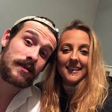 Can you put the face-lift screen in a pre face-lift or it easier to get a  new screen