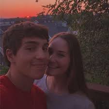 Ethan Shipp (@e.shippy) • Instagram photos and videos