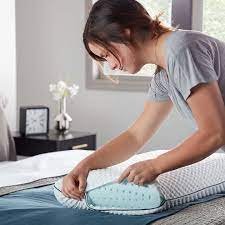 Hundreds Of People Swear By This Ventilated Memory Foam Pillow Foam Pillows Memory Foam Pillow Gel Memory Foam