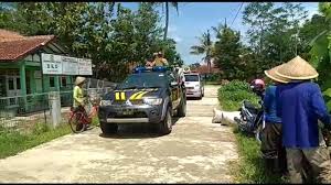 Bibit super sapi peranakan ongole po pasar hewan gombong kebumen. Mobil Patroli Polsek Gombong Keliling Desa Petugas Berdiri Di Bak Sosialisasi Soal Virus Corona Tribun Banyumas