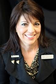 Beth Brinkley's Instagram, Twitter & Facebook