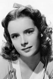 Agnes Peel's Instagram, Twitter & Facebook