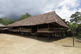 The traditional houses and settlements of the several hundreds ethnic groups of indonesia are extremely varied and all have their own specific history.:5. Indonesia Go Id Mengintip Baileo Rumah Adat Suku Huaulu