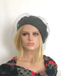 Paris Gray Beret. Women's Hat. Winter Hat. Wool Beret With Veil. Ceremony  Hats.