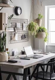 15 Beautiful Hanging Plants Ideas Molitsy Blog Home Office Decor Study Room Decor Decor