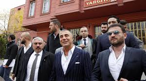 Serdar han peker, boğaçhan talha peker, celal han peker ve filiz lina peker. Sedat Peker E Sorusturma Halki Kin Ve Dusmanliga Tahrik Etme Euronews